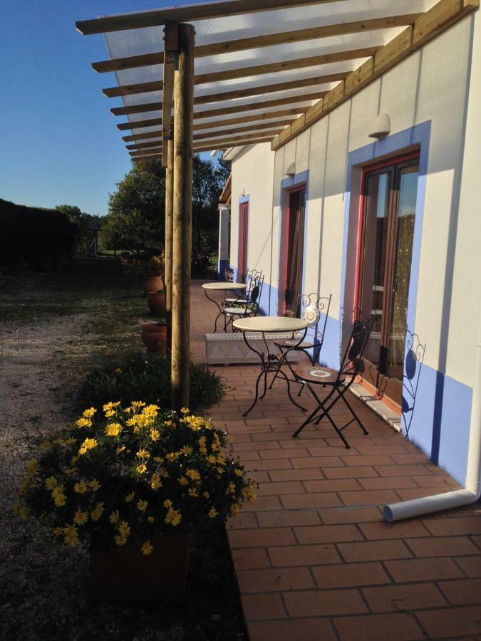 Bed and Breakfast Quintinha Mojud Rogil Exterior foto